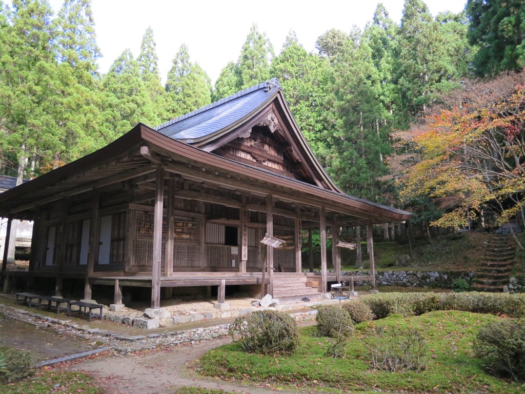 Peaceful Raigō-in and the Soundless Waterfall (Otonashi-no-taki), Ohara,&nbsp;Kyoto