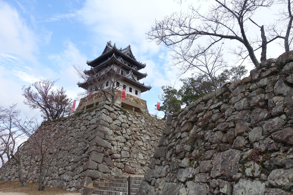 Sumoto Castle Ruins – Oldest Reconstruction of a&nbsp;Tenshu
